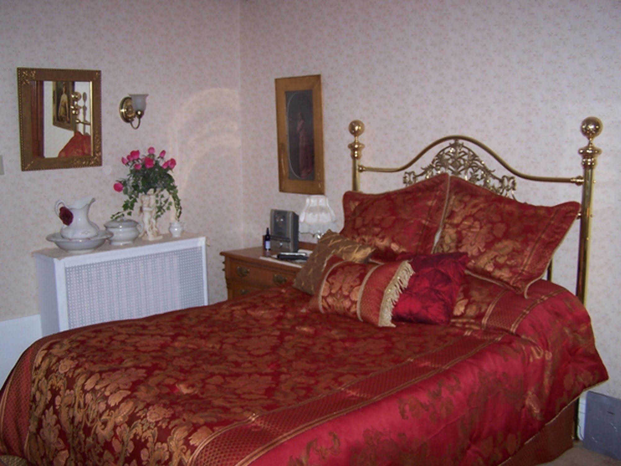 Bellinger Rose Bed & Breakfast Herkimer Dış mekan fotoğraf