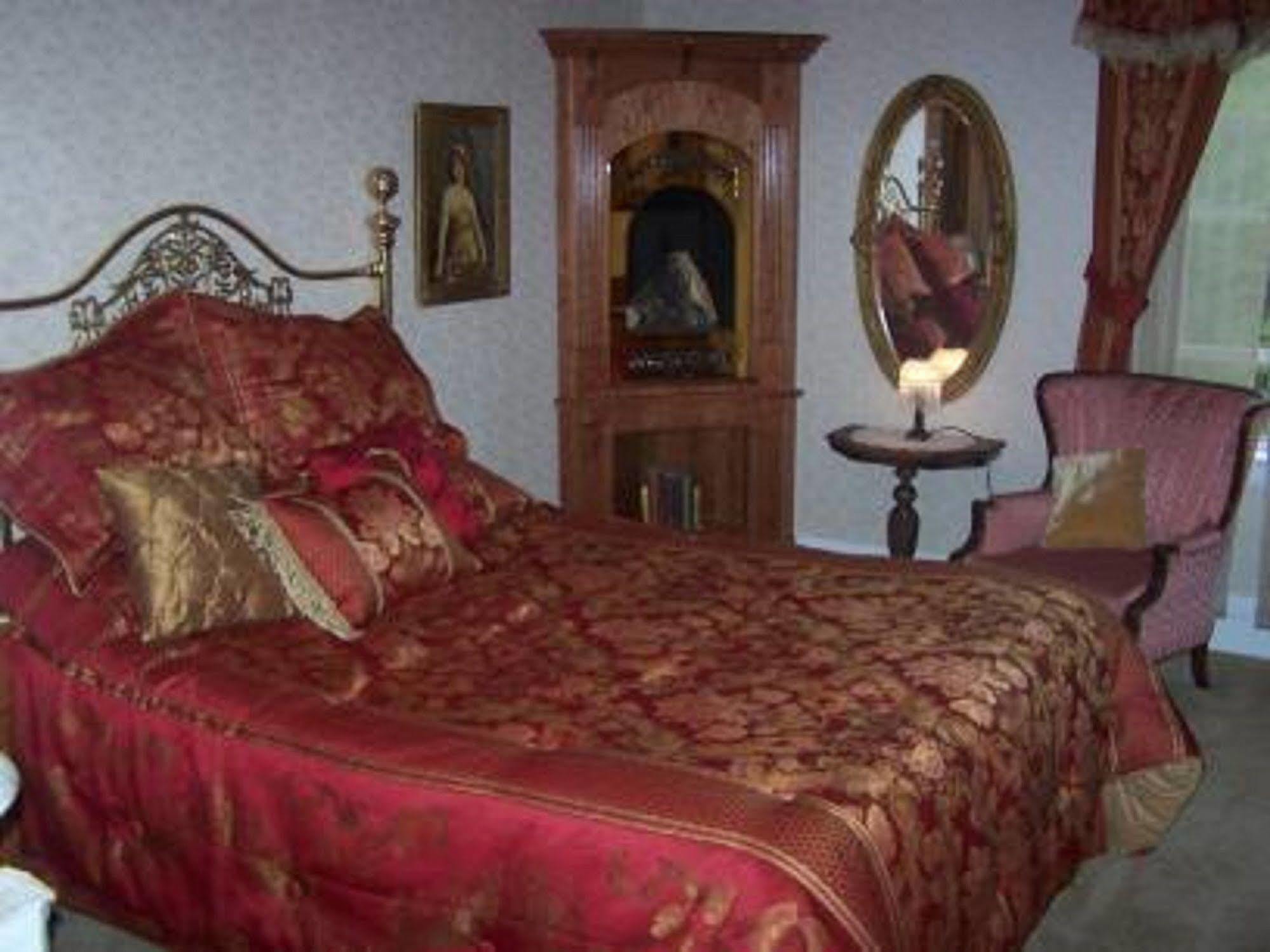 Bellinger Rose Bed & Breakfast Herkimer Dış mekan fotoğraf